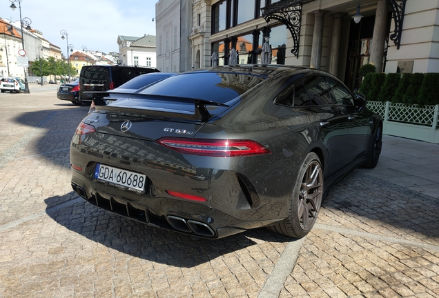 Mercedes-AMG GT 63 S X290