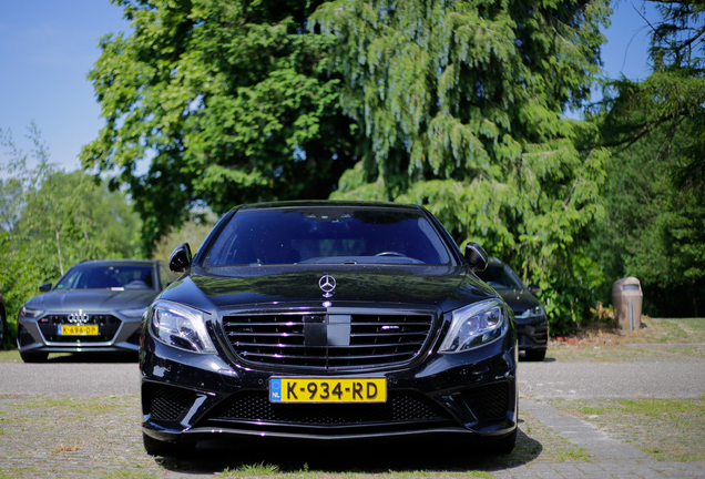 Mercedes-AMG S 63 V222