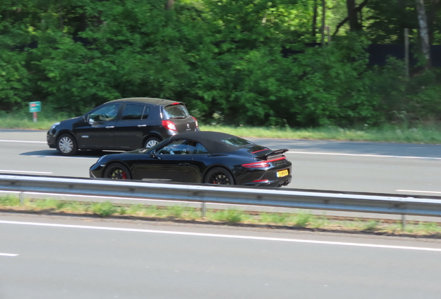 Porsche 991 Carrera 4 GTS Cabriolet MkII