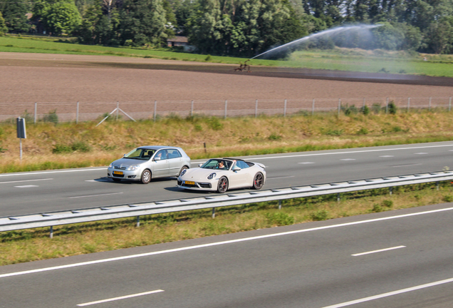 Porsche 992 Carrera 4S Cabriolet