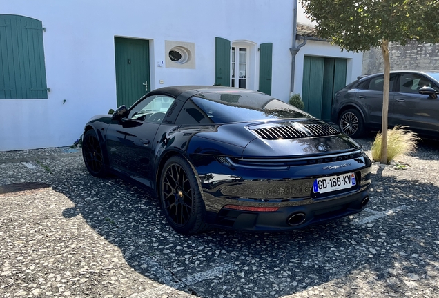 Porsche 992 Targa 4 GTS