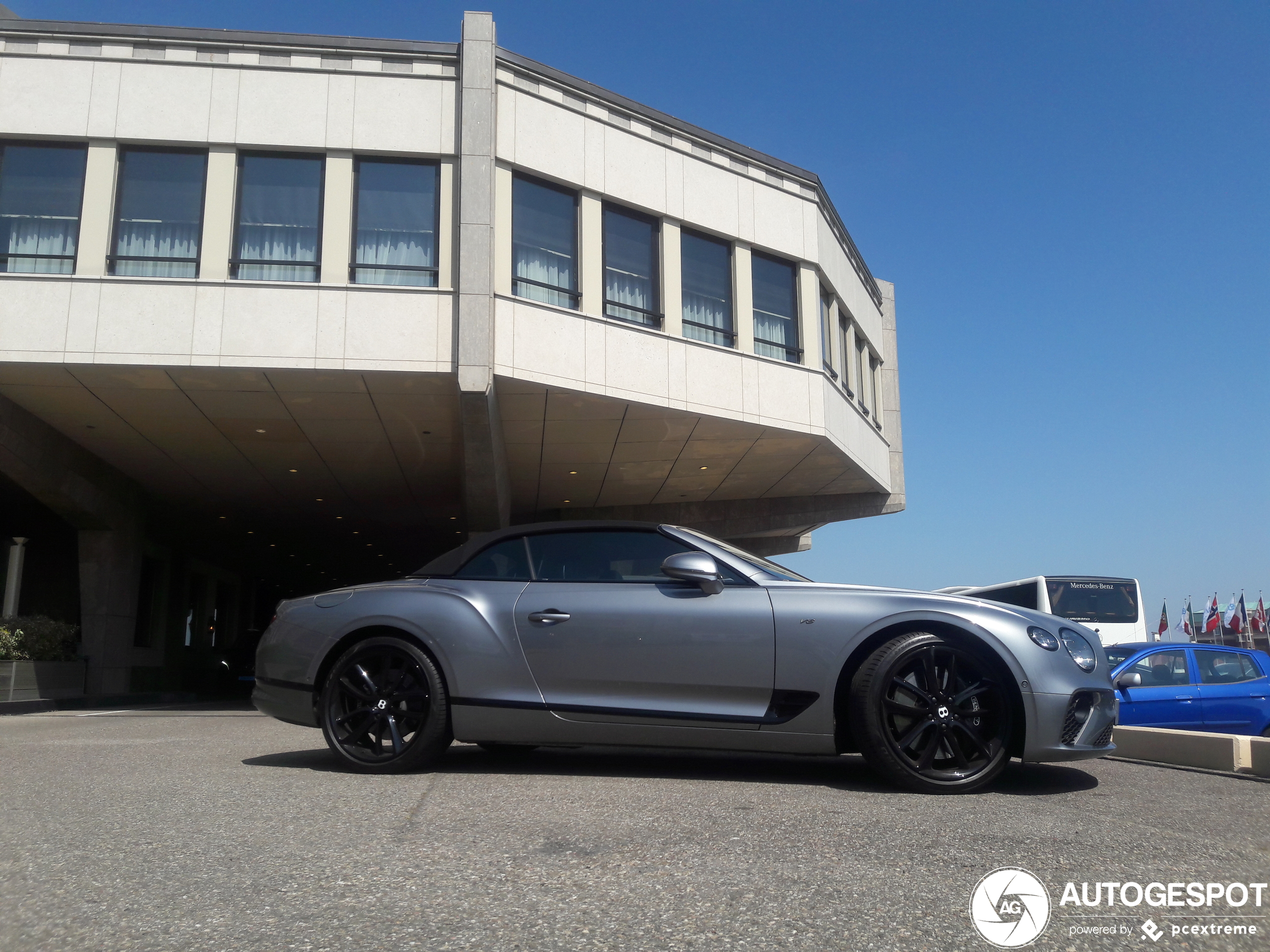 Bentley Continental GTC V8 2020