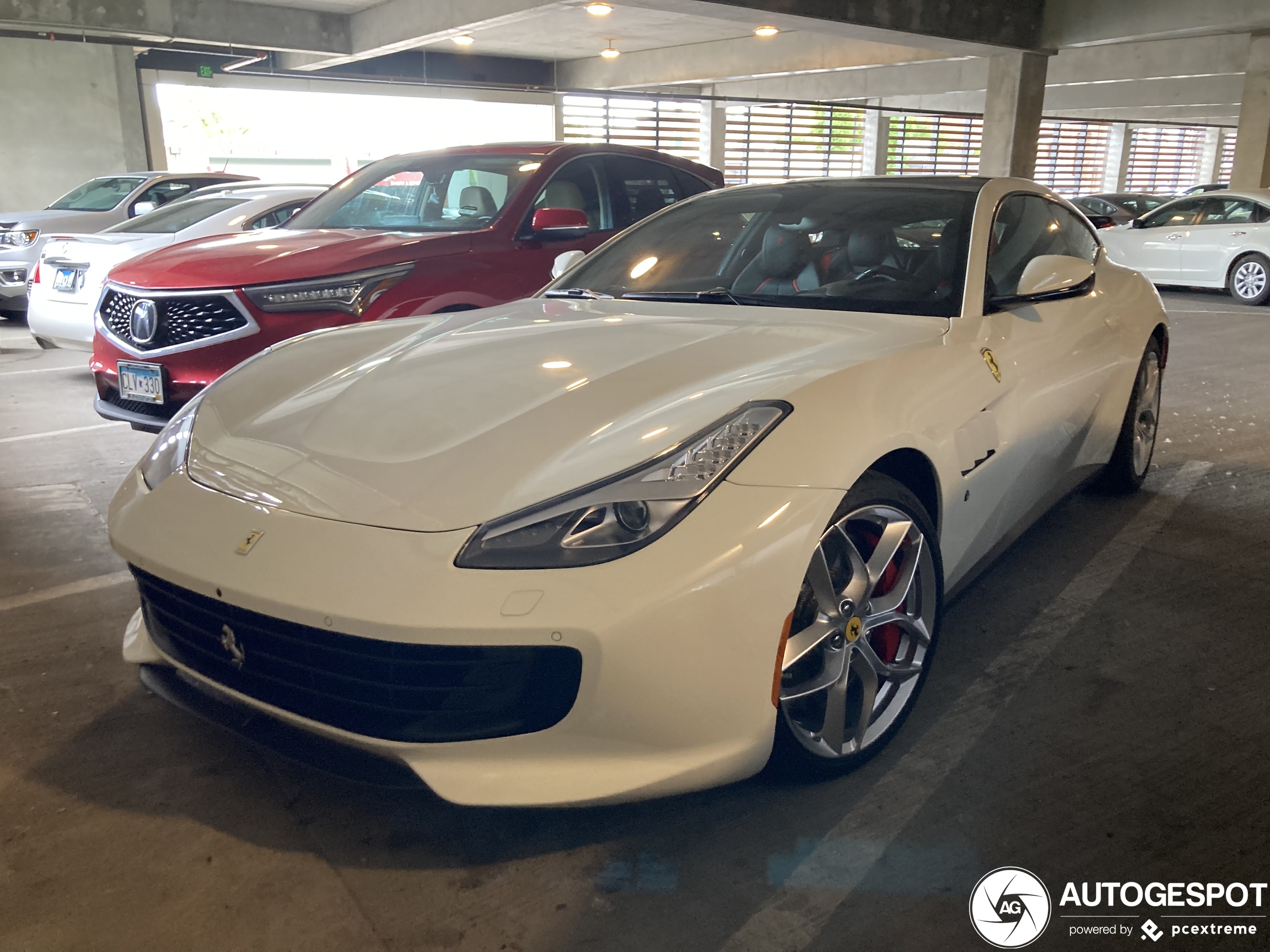 Ferrari GTC4Lusso T