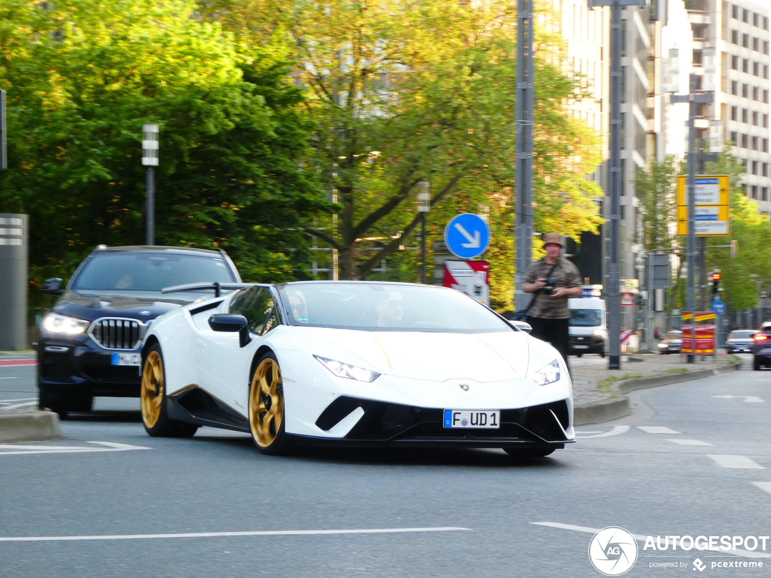 Lamborghini Huracán LP640-4 Performante Spyder