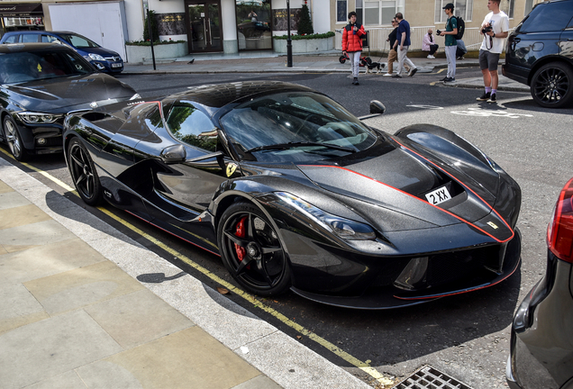 Ferrari LaFerrari Aperta