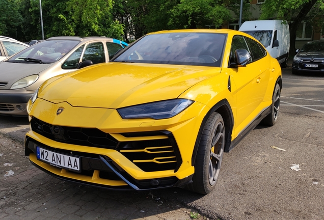 Lamborghini Urus