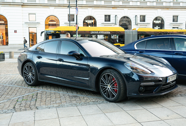 Porsche 971 Panamera Turbo