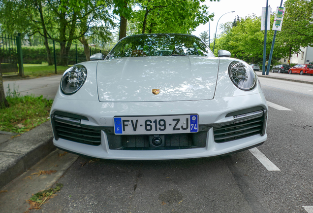 Porsche 992 Turbo