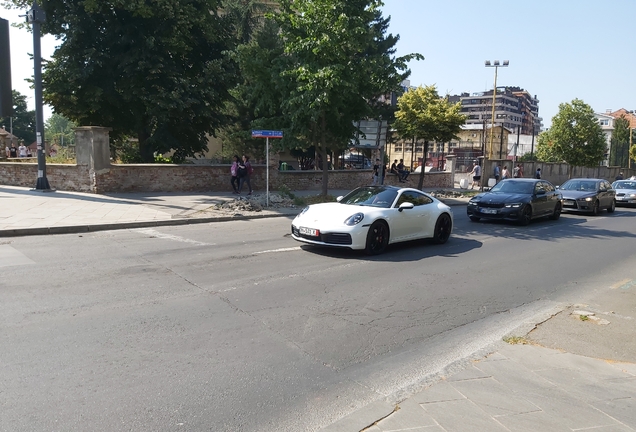 Porsche 992 Carrera 4S