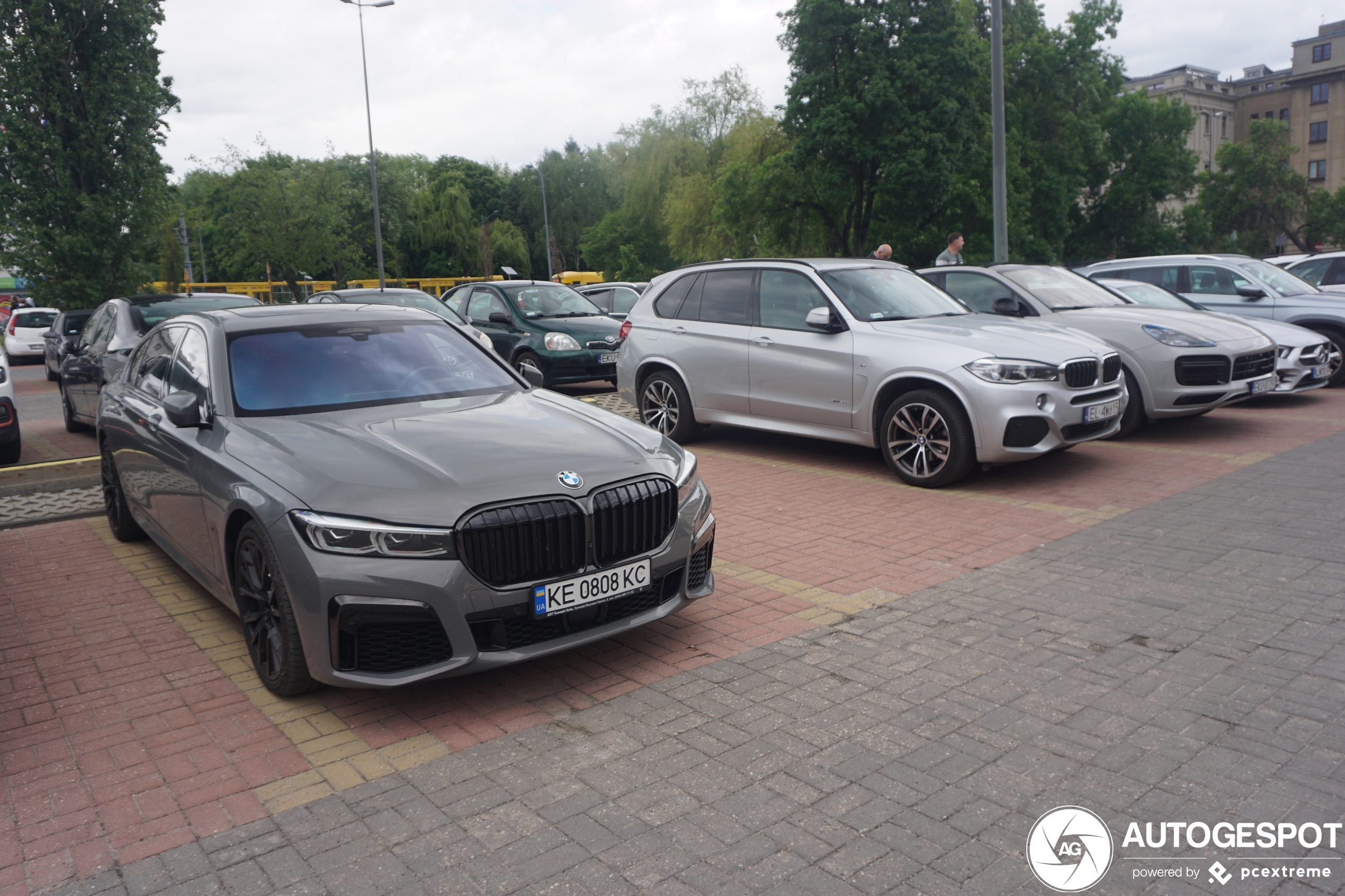 BMW M760Li xDrive 2019