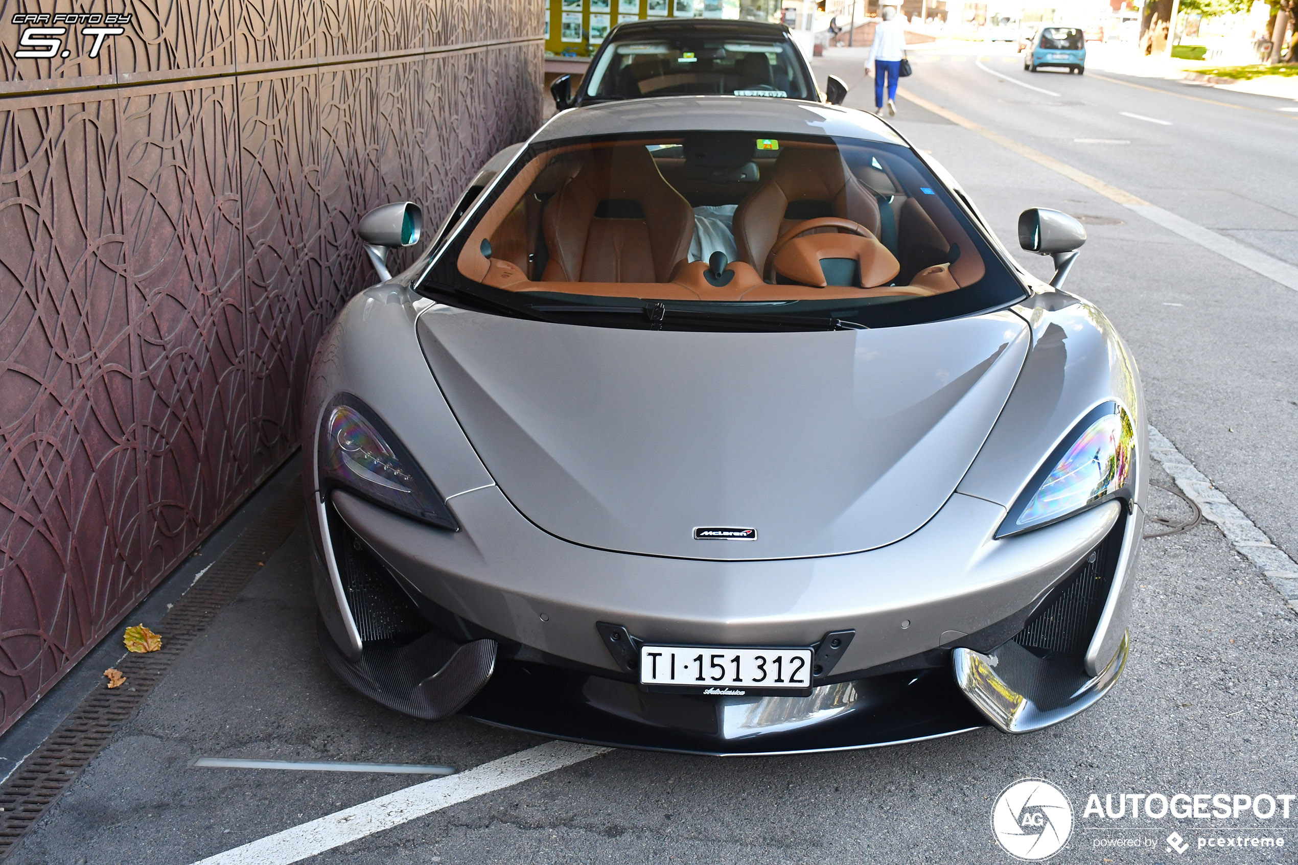 McLaren 570S