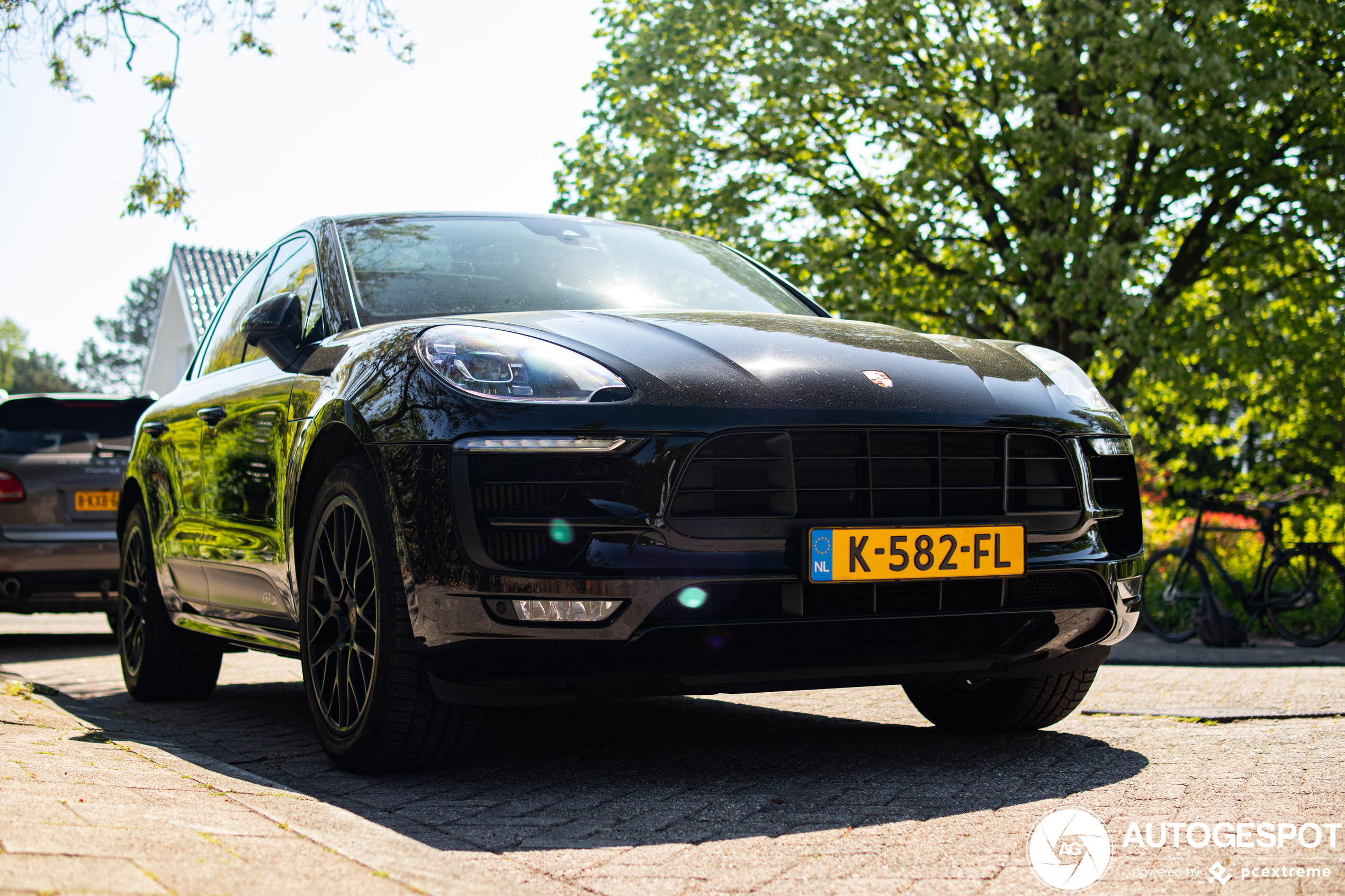 Porsche 95B Macan GTS