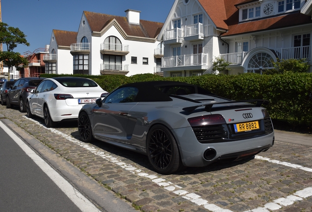 Audi R8 V10 Spyder 2013