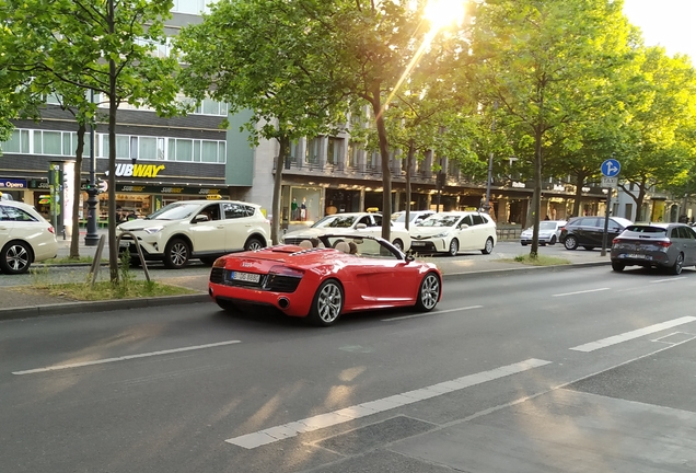 Audi R8 V10 Spyder 2013