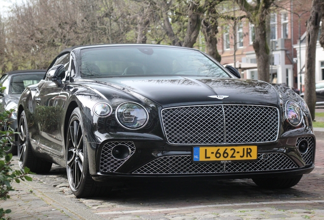 Bentley Continental GTC V8 2020