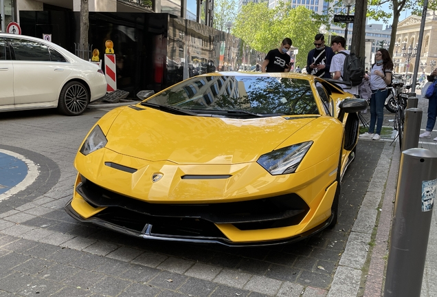 Lamborghini Aventador LP770-4 SVJ