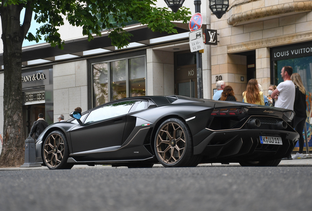 Lamborghini Aventador LP780-4 Ultimae