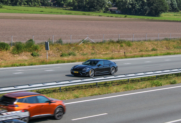 Porsche 971 Panamera Turbo S E-Hybrid