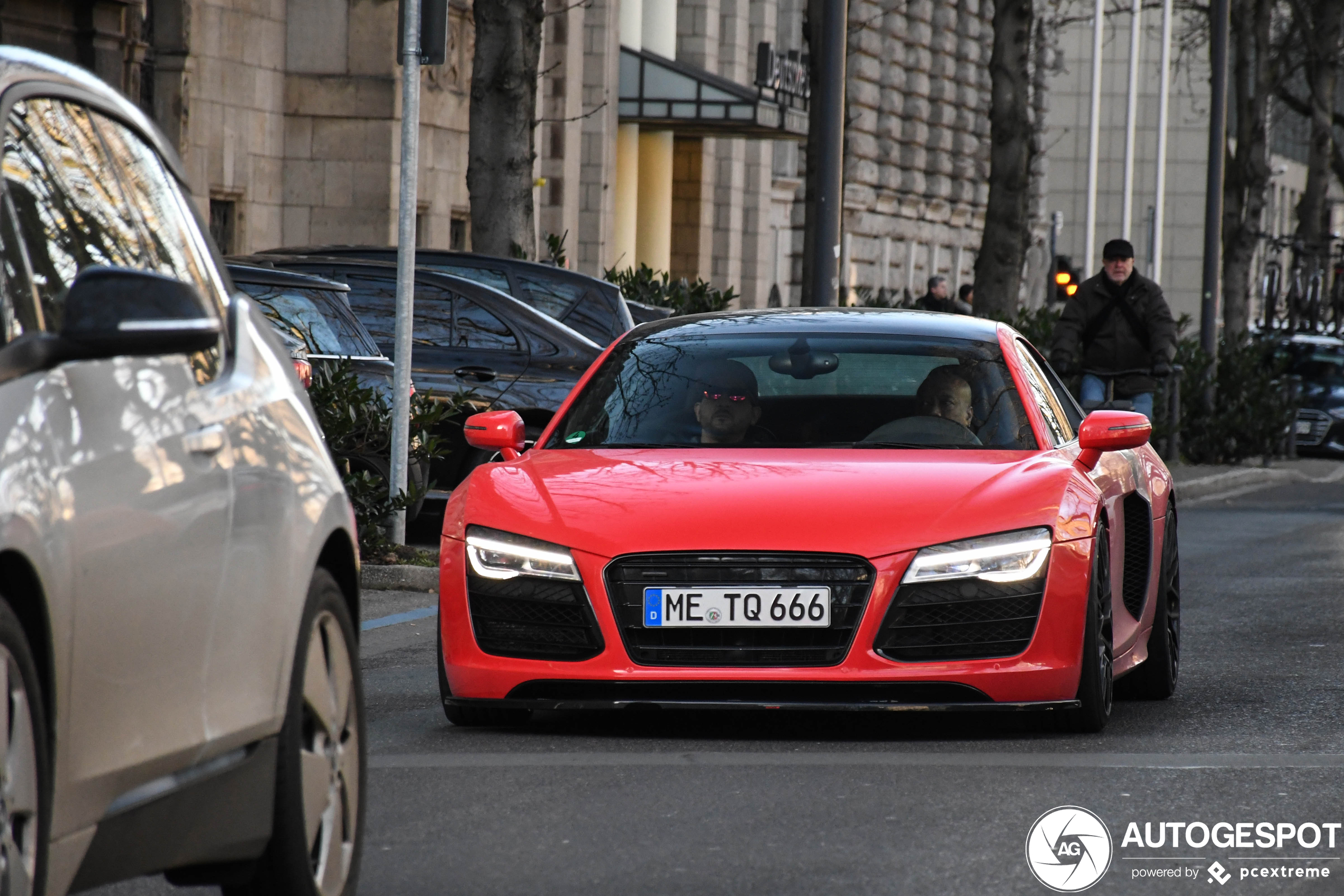 Audi R8 V10 2013