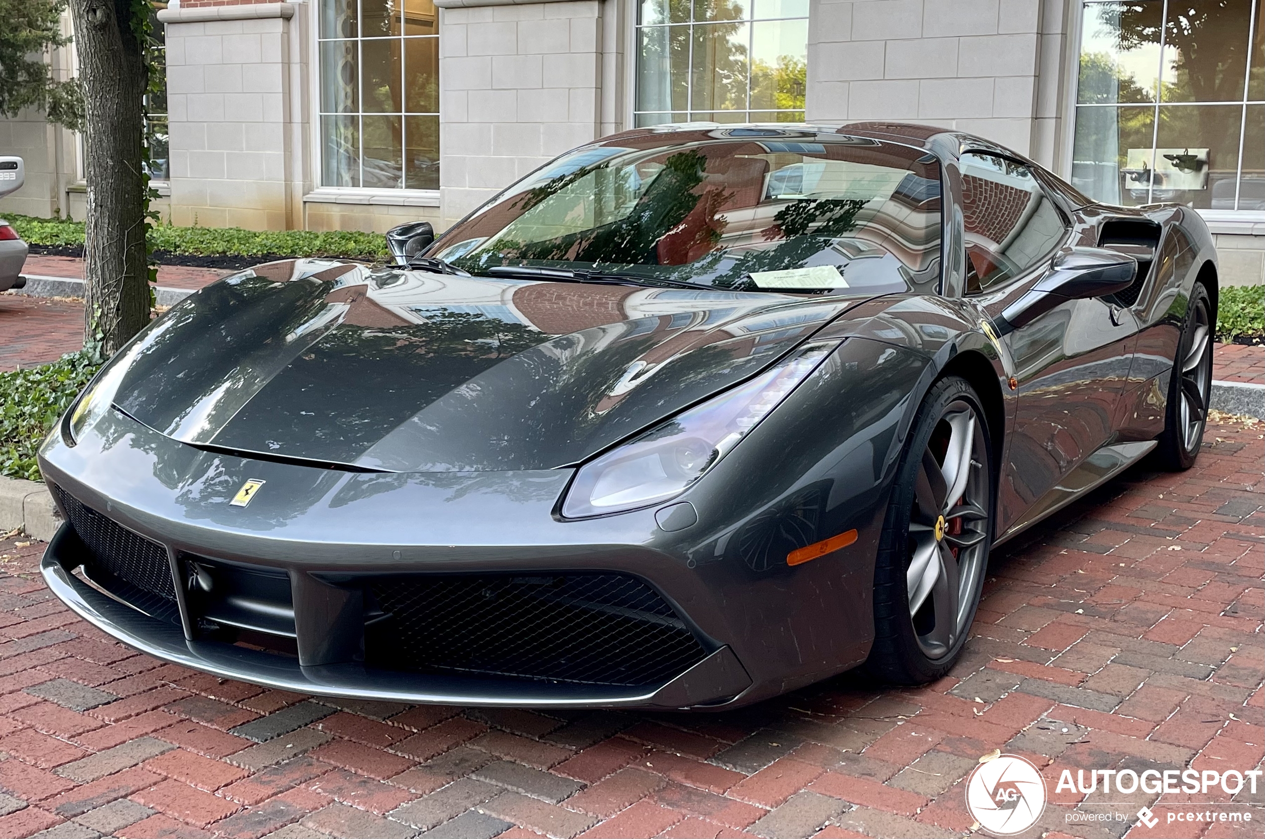 Ferrari 488 Spider