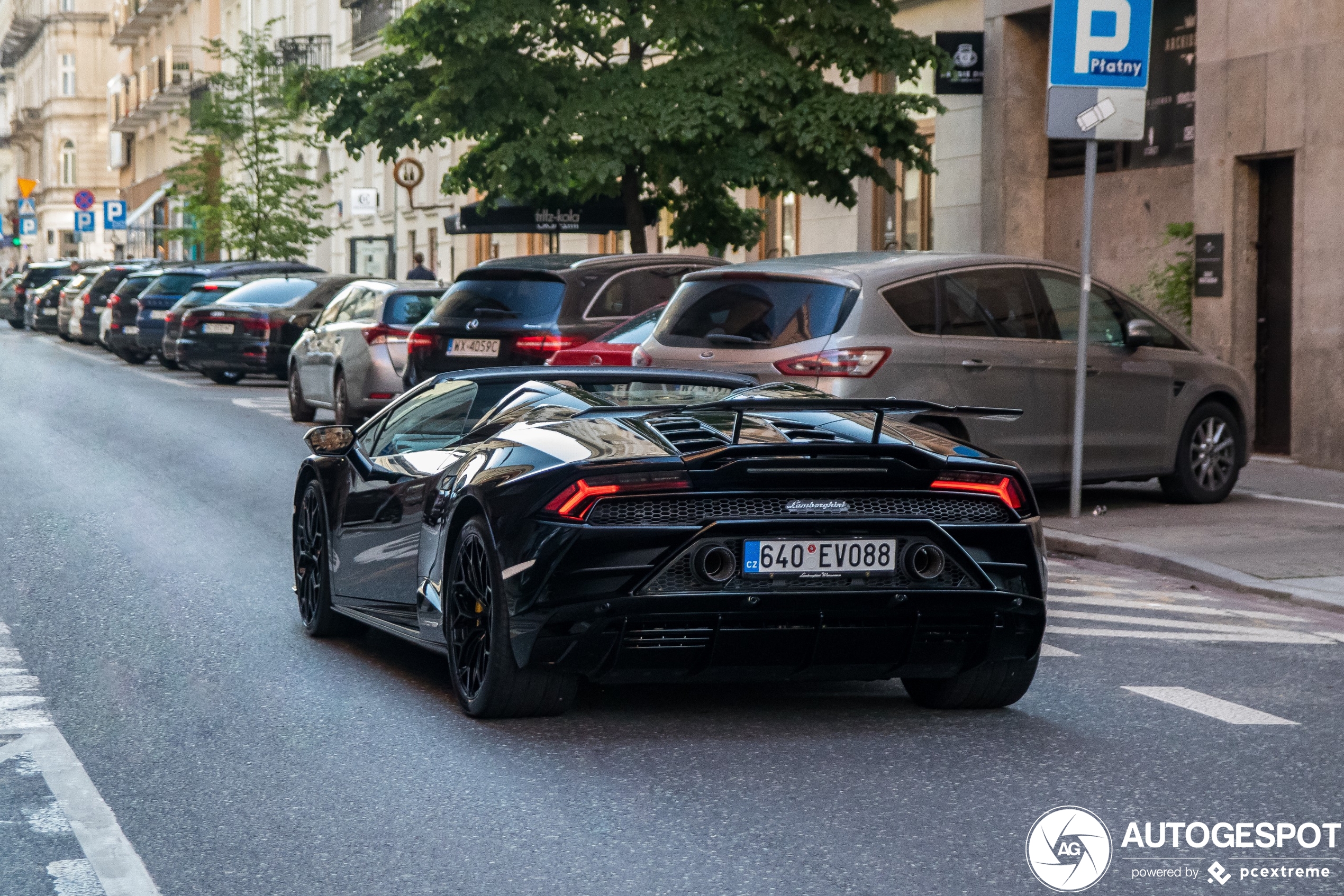 Lamborghini Huracán LP640-4 EVO Spyder