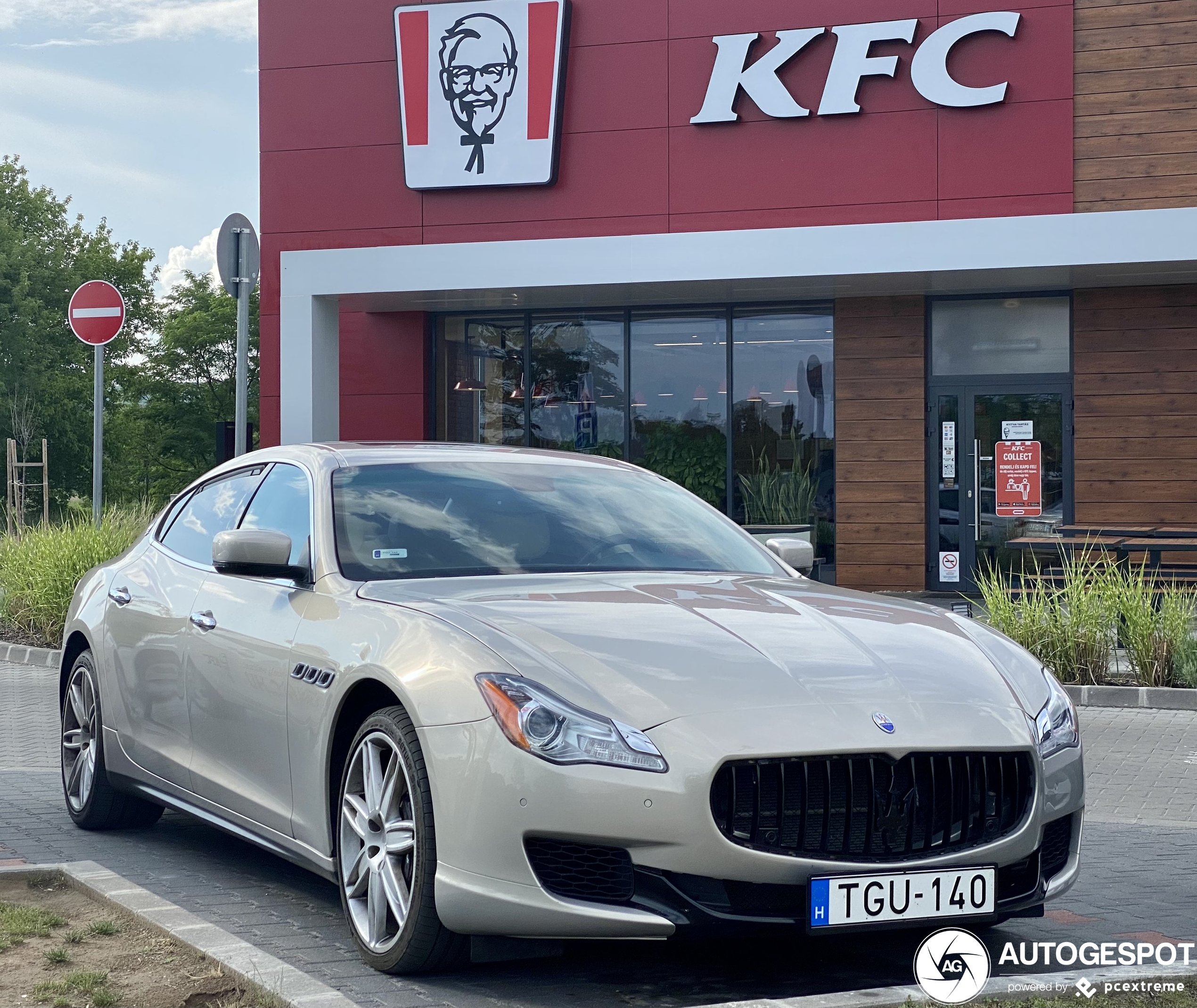 Maserati Quattroporte GTS 2013