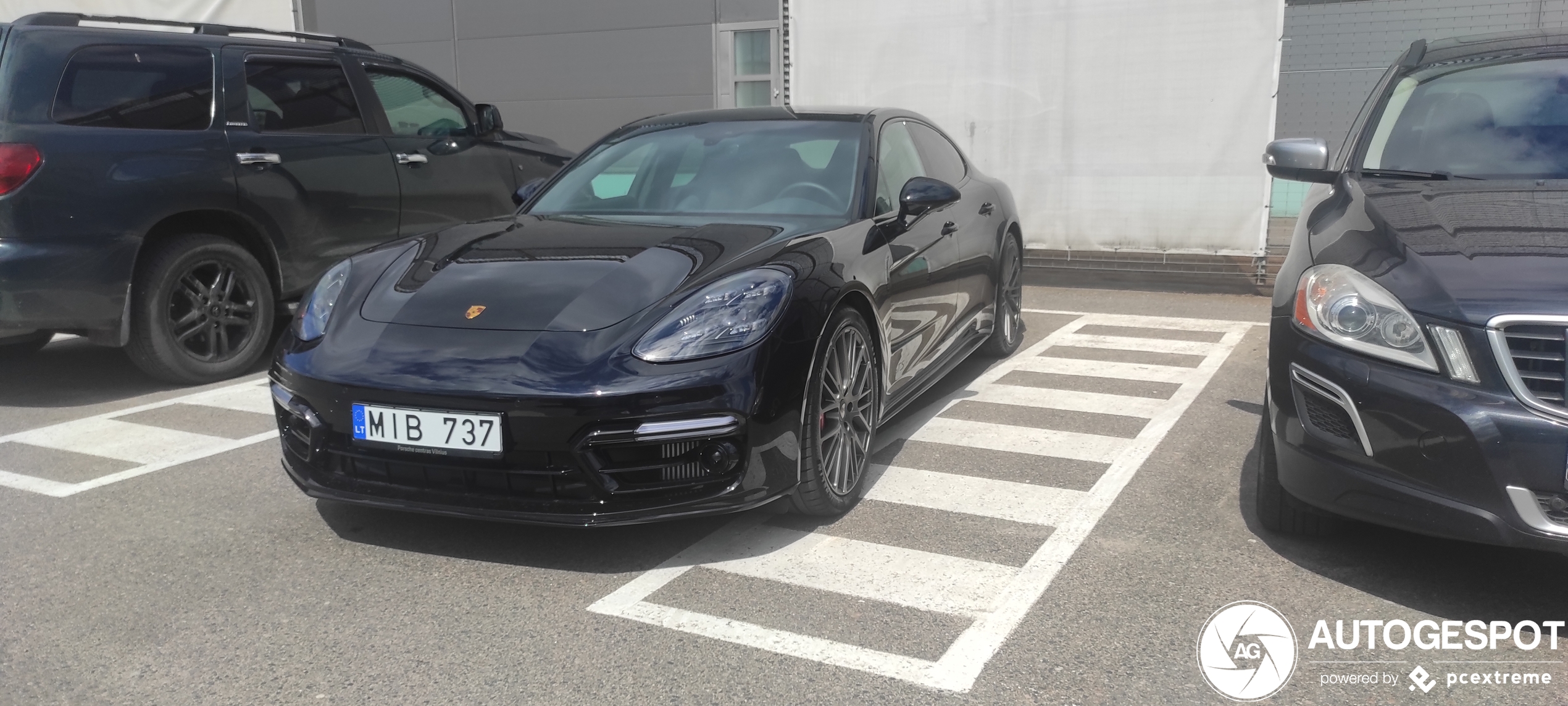 Porsche 971 Panamera GTS MkII