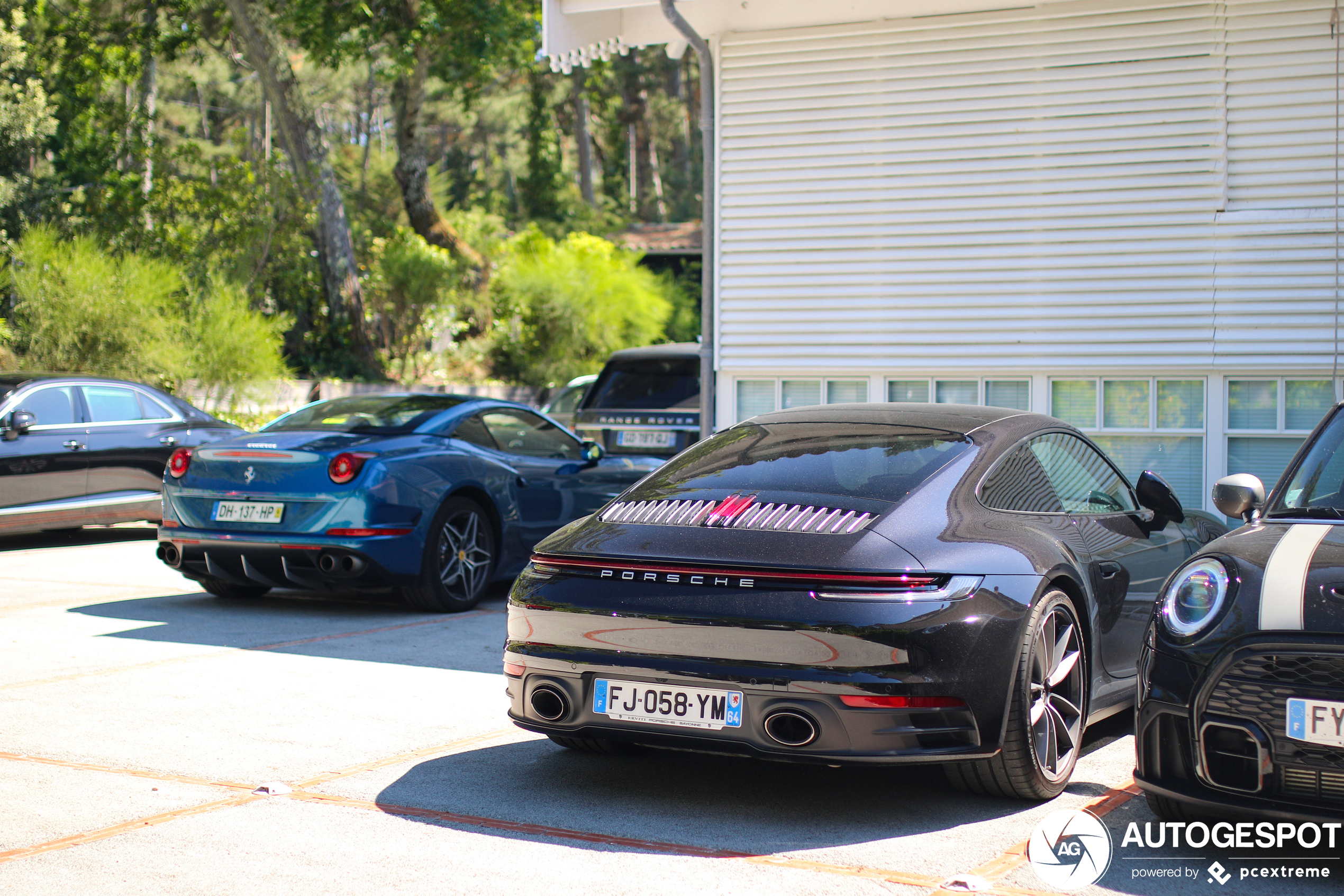 Porsche 992 Carrera 4S