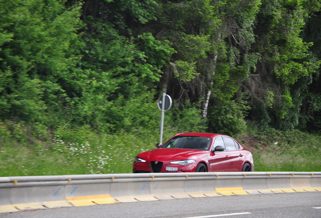 Alfa Romeo Giulia Quadrifoglio