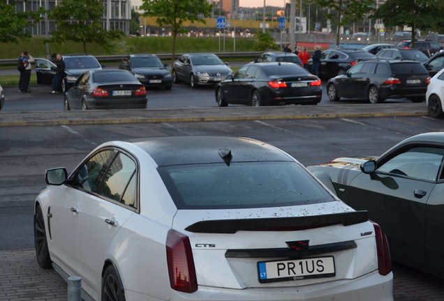 Cadillac CTS-V 2015