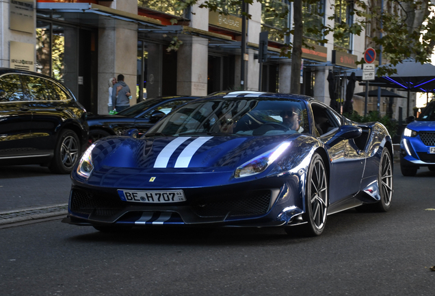 Ferrari 488 Pista