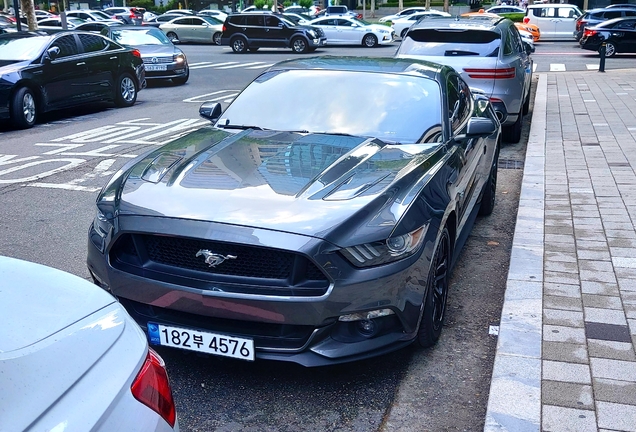 Ford Mustang GT 2015