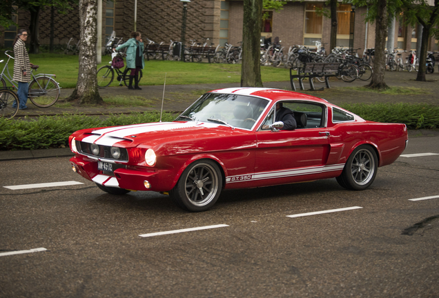 Ford Mustang Shelby G.T. 350