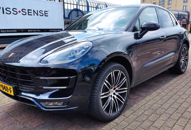 Porsche 95B Macan Turbo