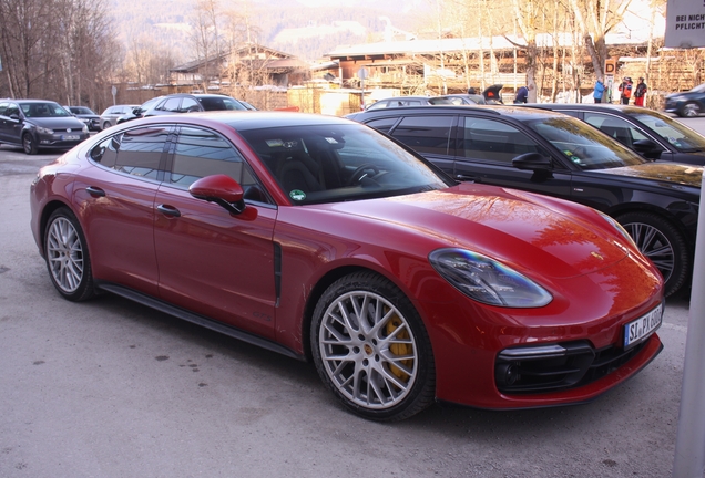 Porsche 971 Panamera GTS MkI