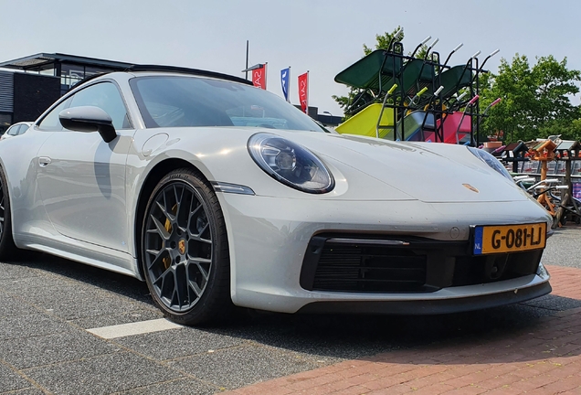 Porsche 992 Carrera 4S