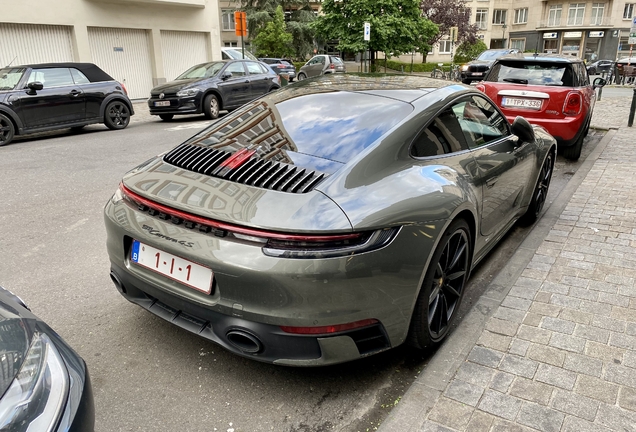 Porsche 992 Carrera 4S