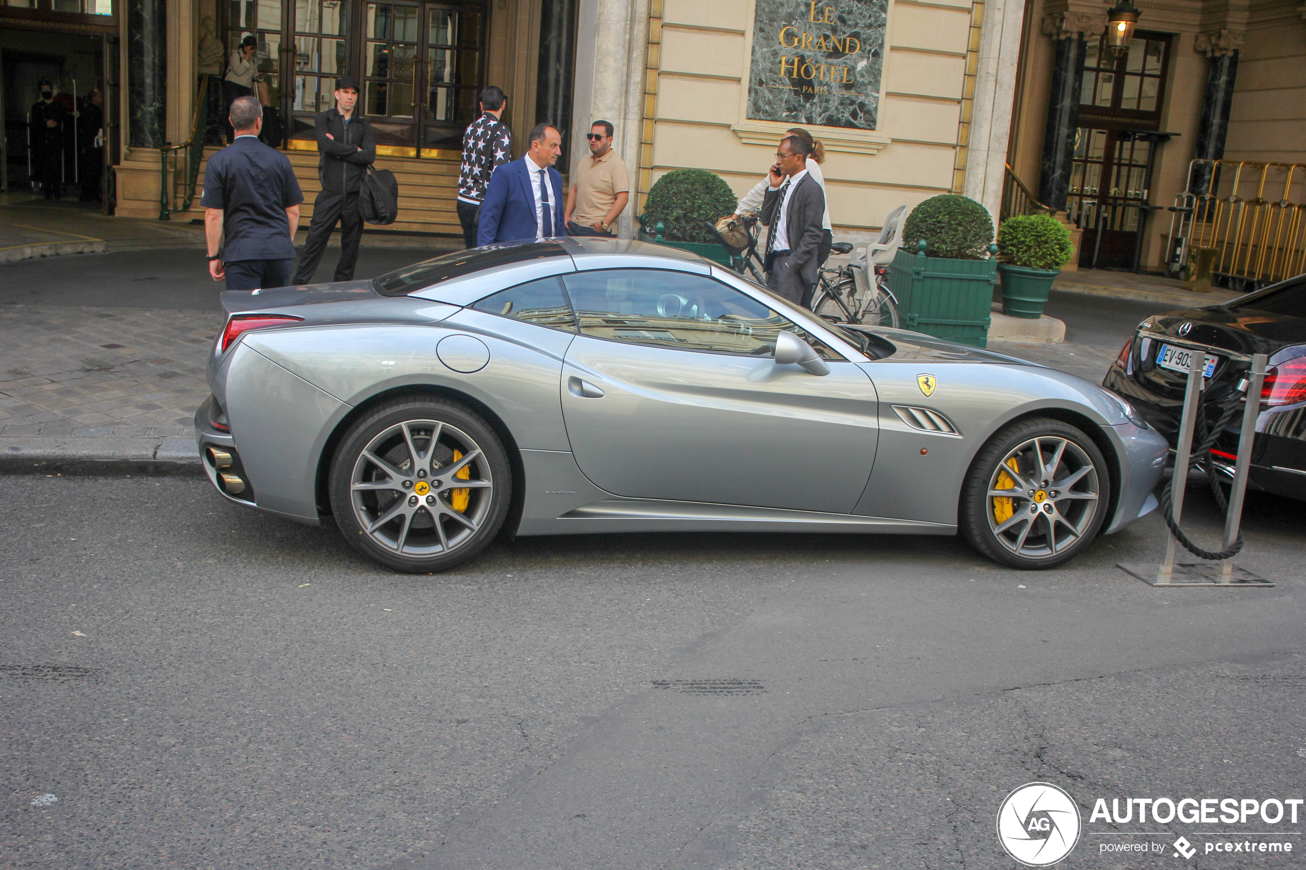 Ferrari California