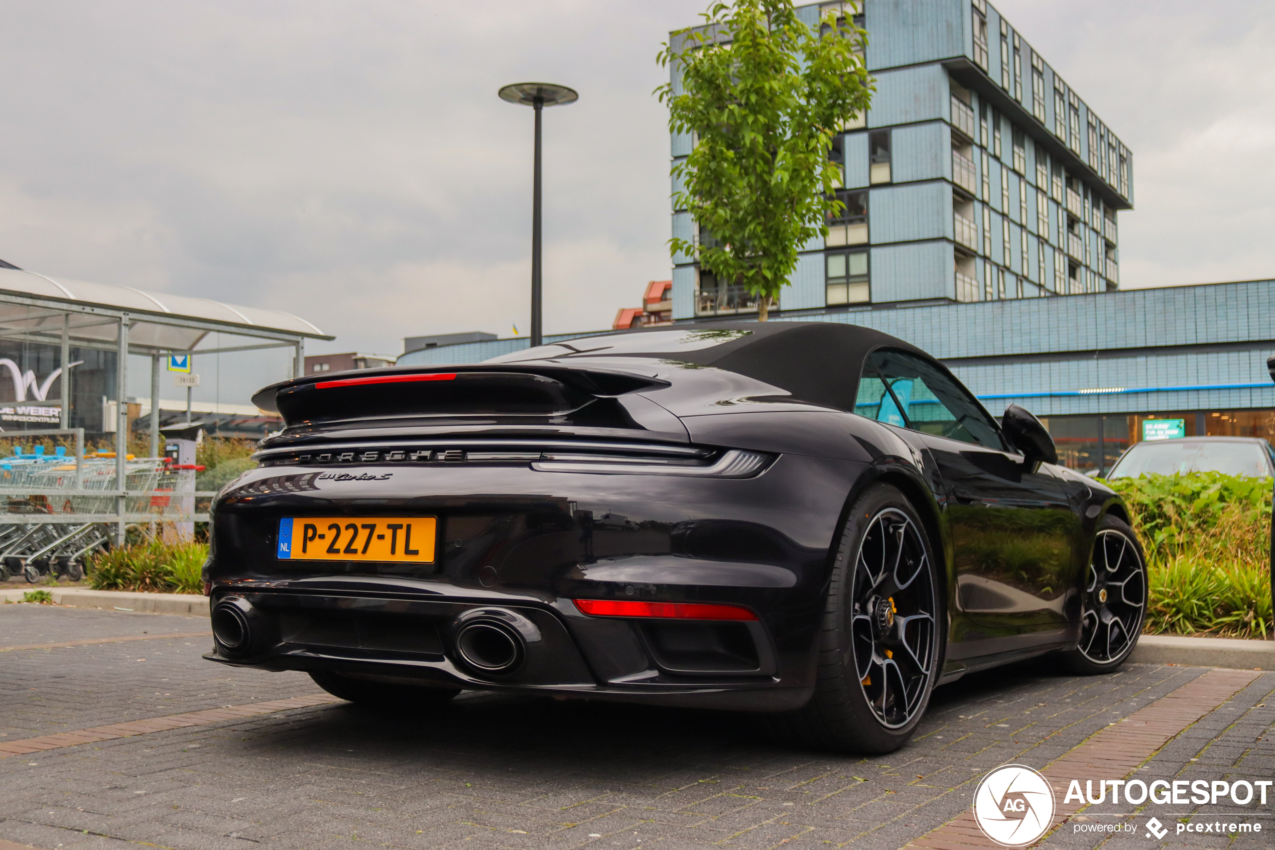 Porsche 992 Turbo S Cabriolet