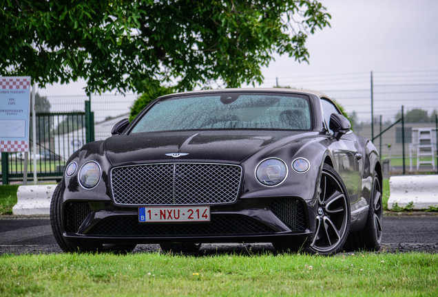 Bentley Continental GTC V8 2020