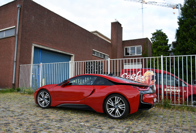 BMW i8 Protonic Red Edition