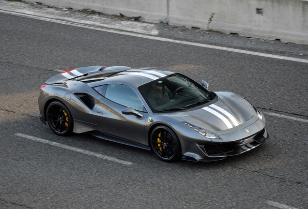 Ferrari 488 Pista