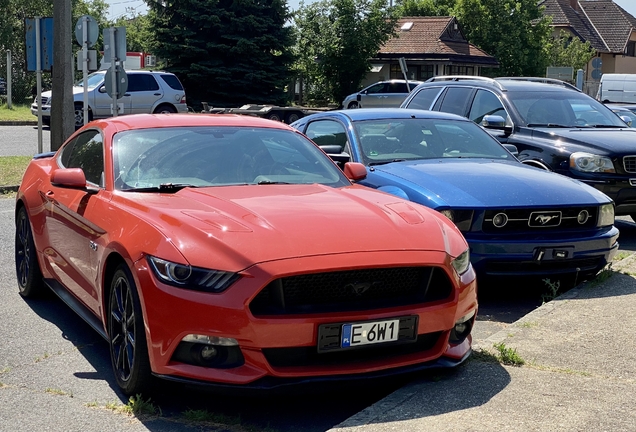 Ford Mustang GT 2015