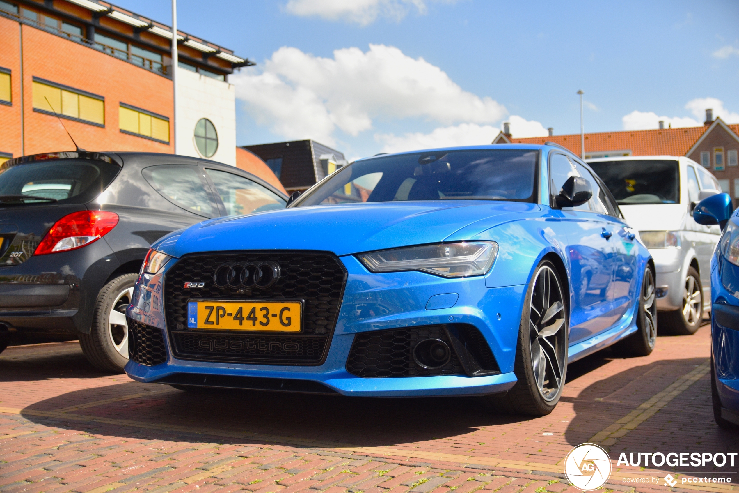 Audi RS6 Avant C7 2015