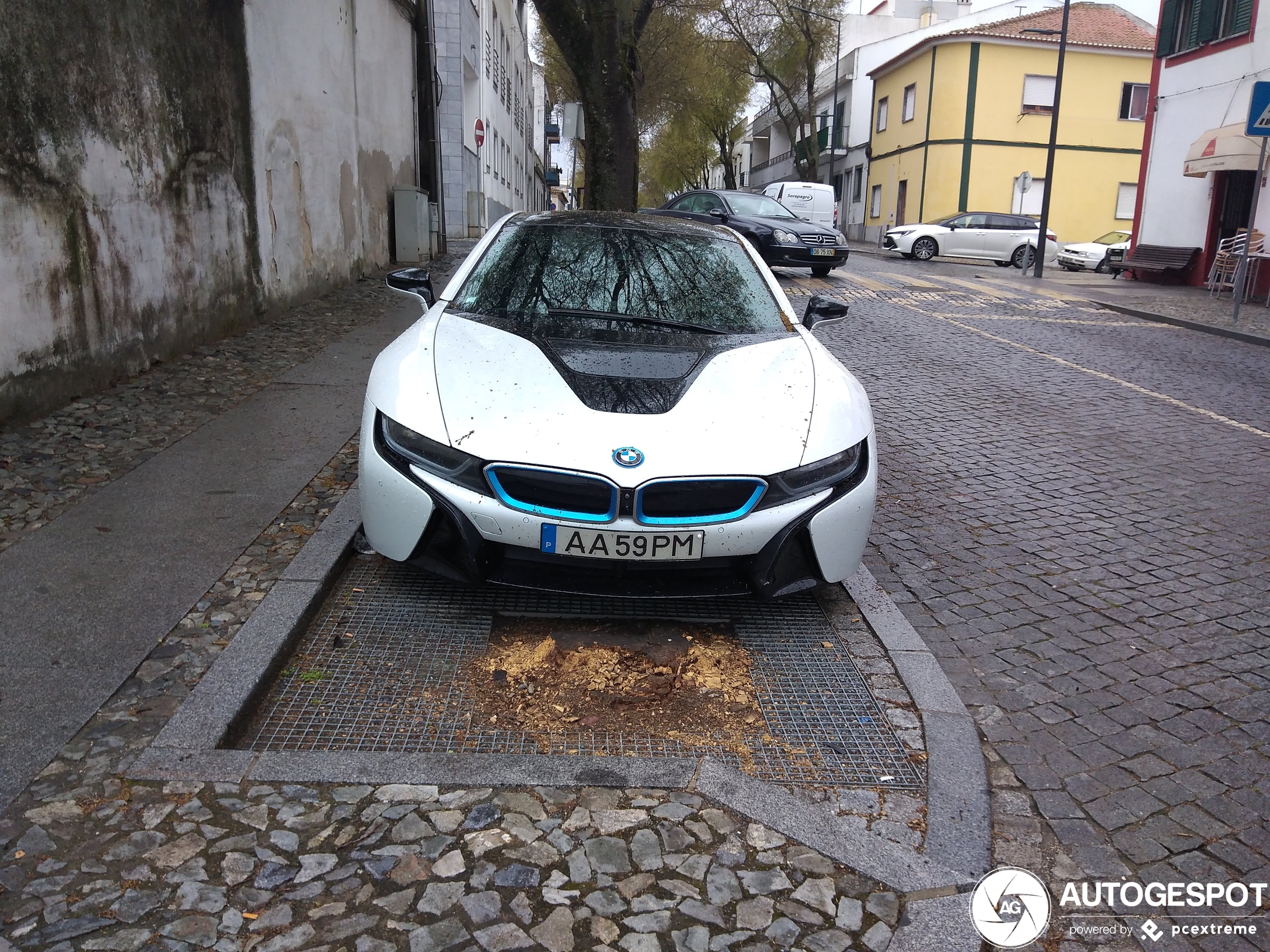 BMW i8