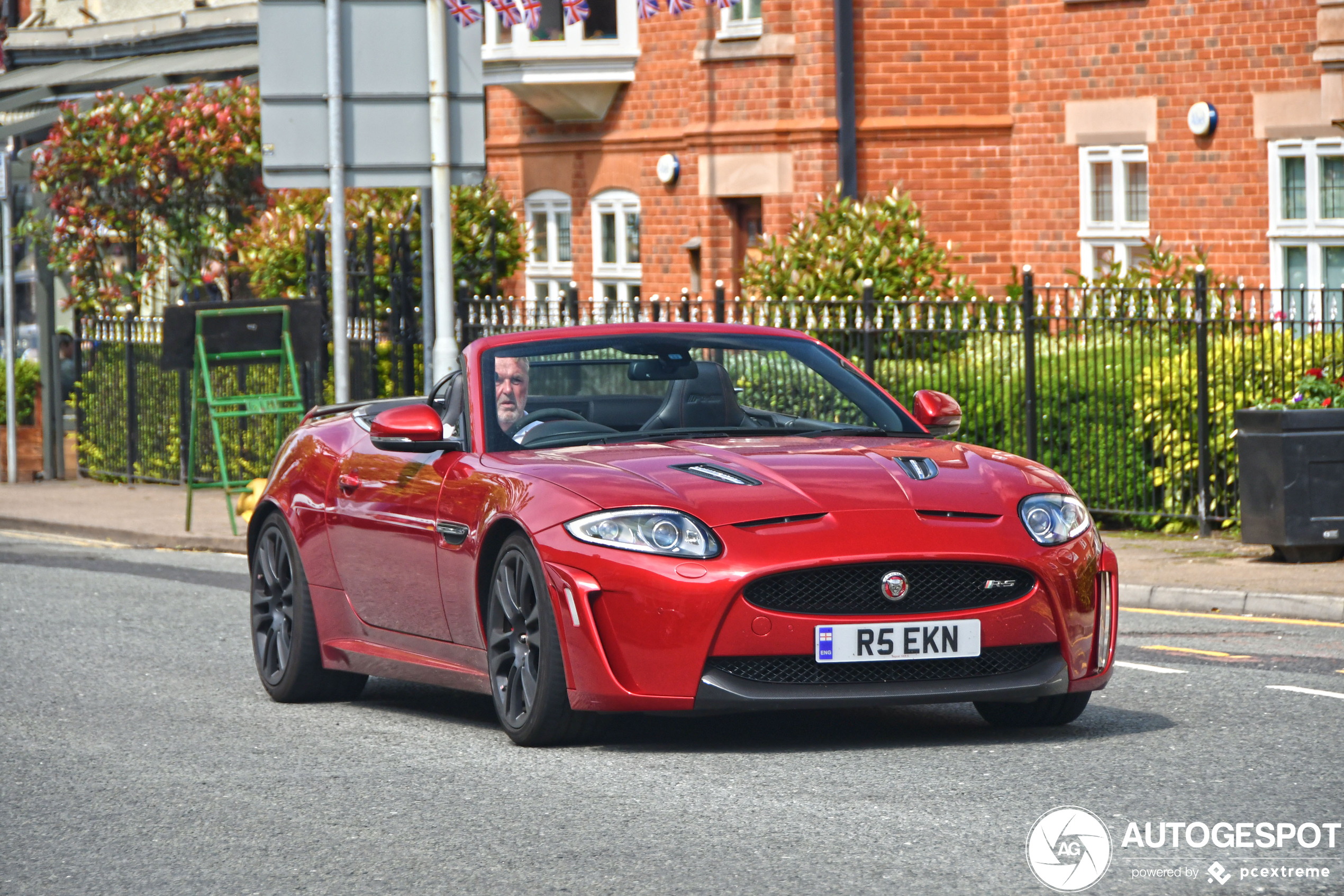 Jaguar XKR-S Convertible 2012