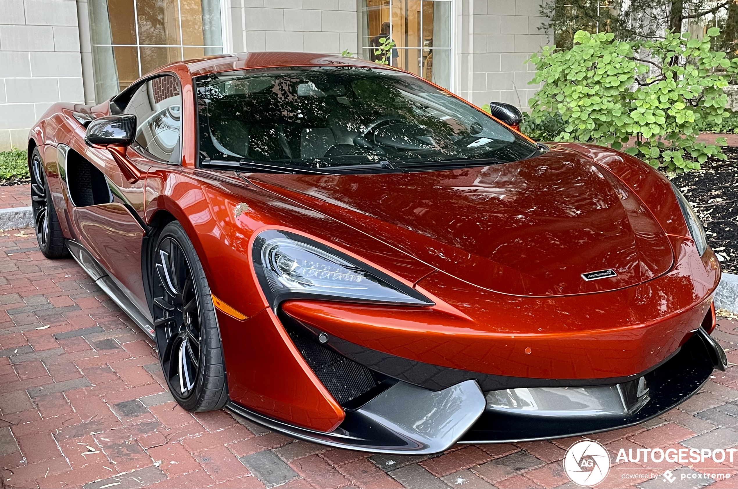 McLaren 570S