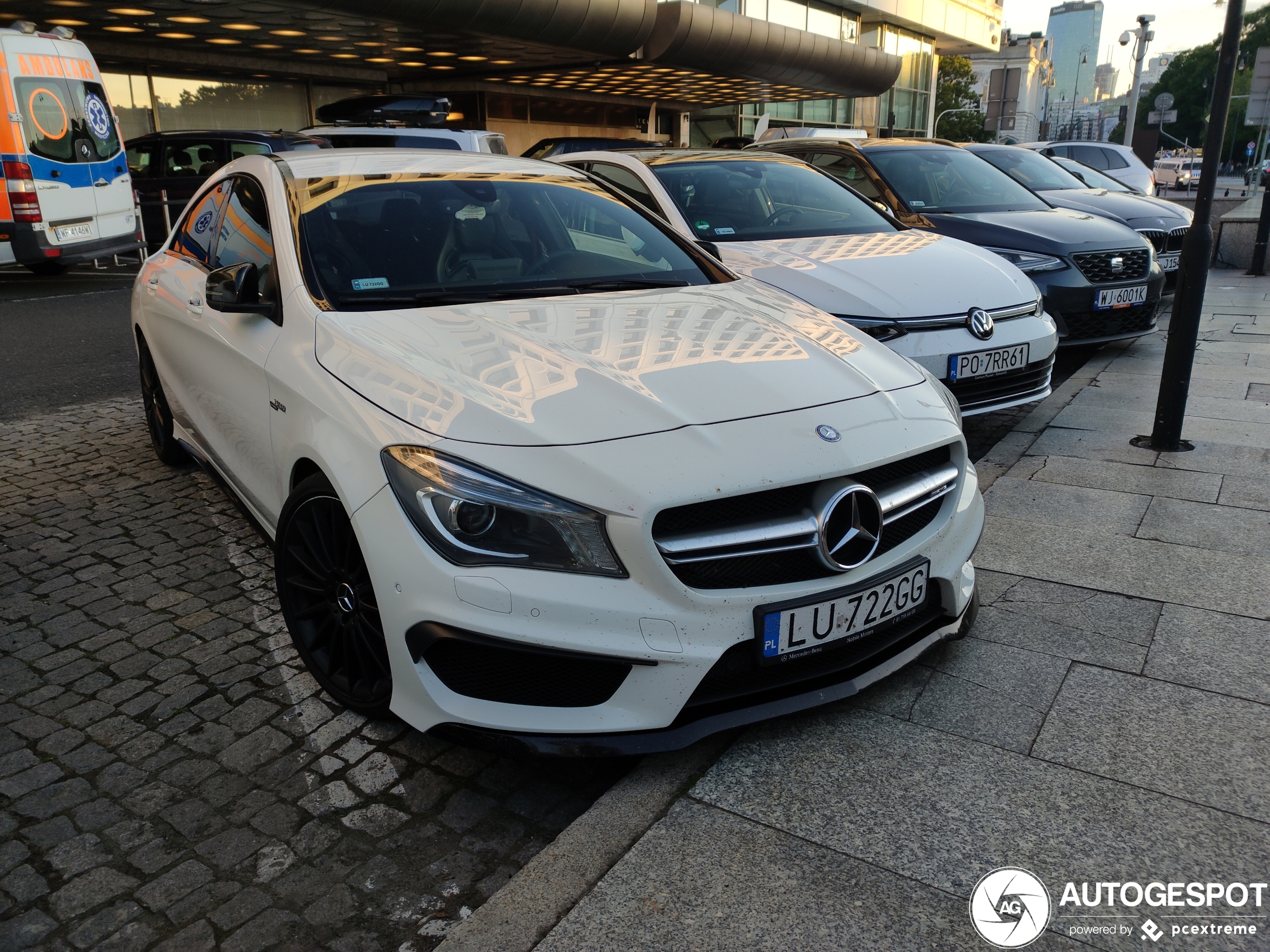 Mercedes-Benz CLA 45 AMG C117