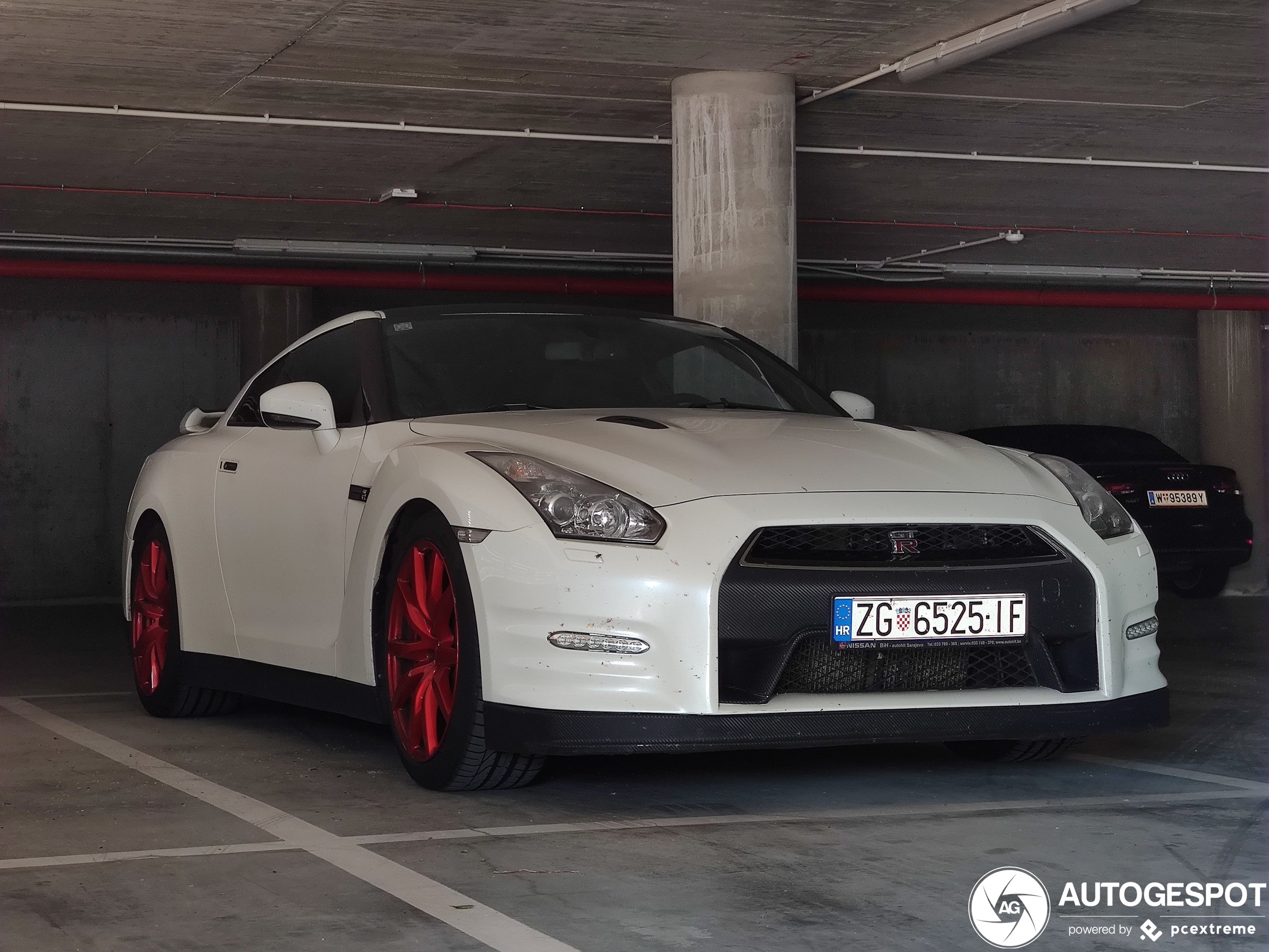 Nissan GT-R 2011