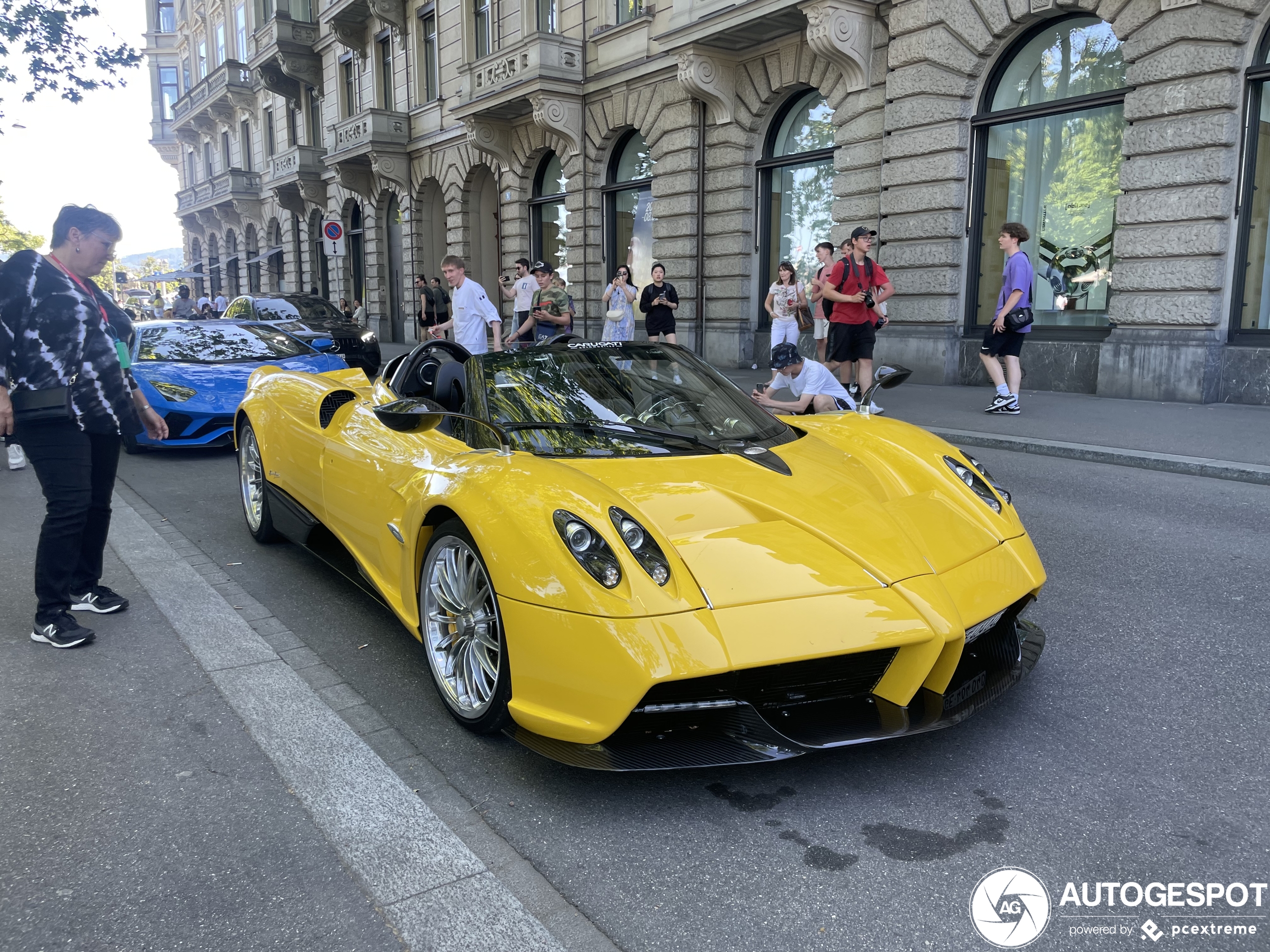 Pagani Huayra Roadster